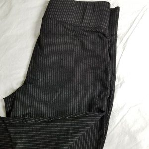 Torrid Brand Pinstripe Capri Length Pants Sz 1